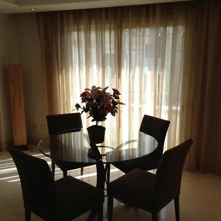 Heaven Complex 아파트 에스테포나